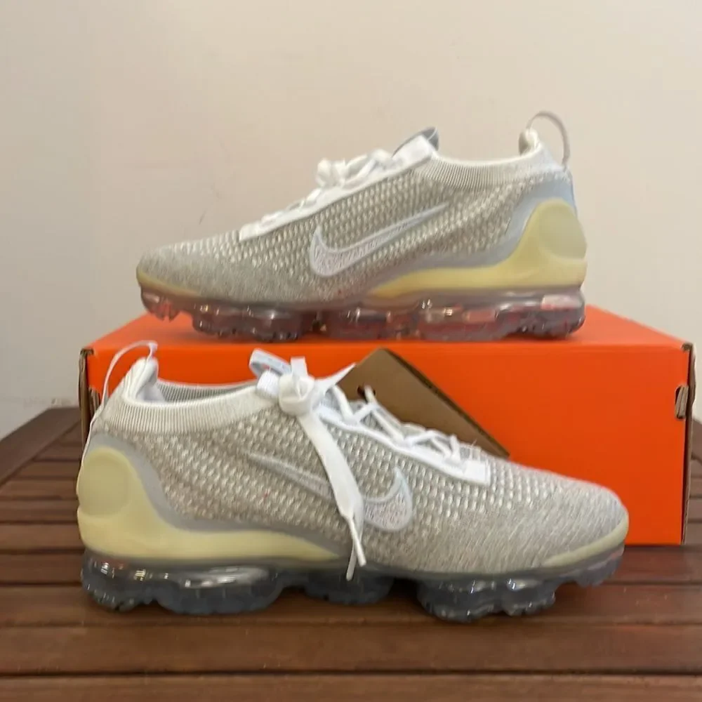 Nike Air VaporMax 2021 FK White Pure Platinum Women Size 8(DC4112-100)